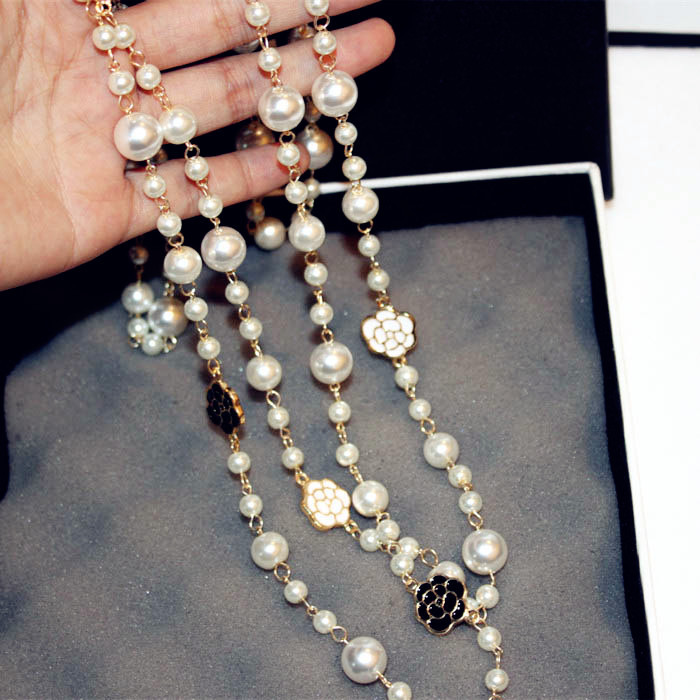 String Of Pearls Plant - الطبقات اللؤلؤ الخرز زهرة قلادة طويلة