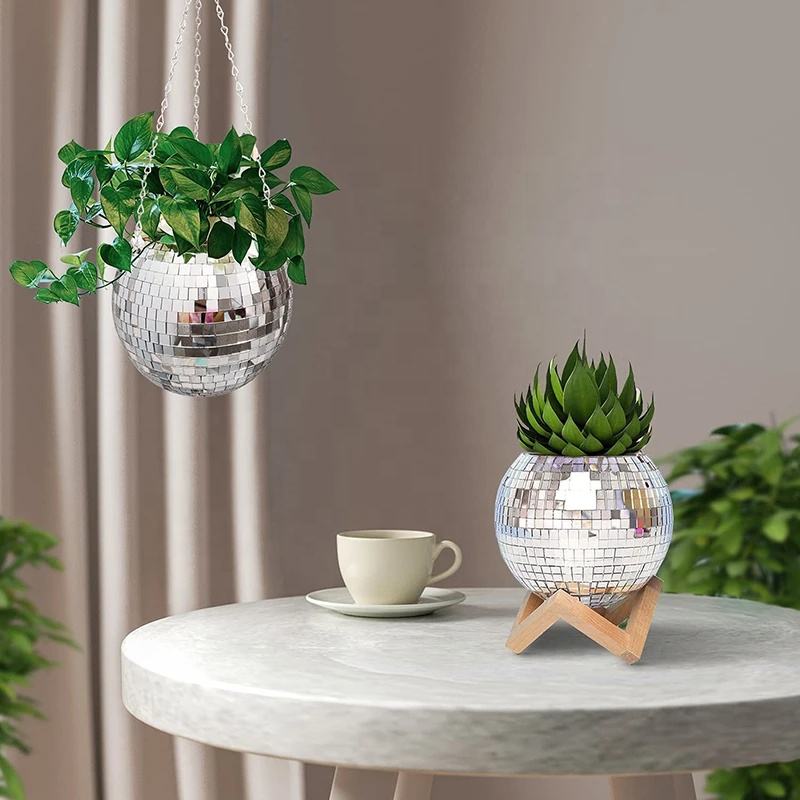 وعاء زهور معلق على شكل كرة ديس - مراجعة Plant Parent وسعره